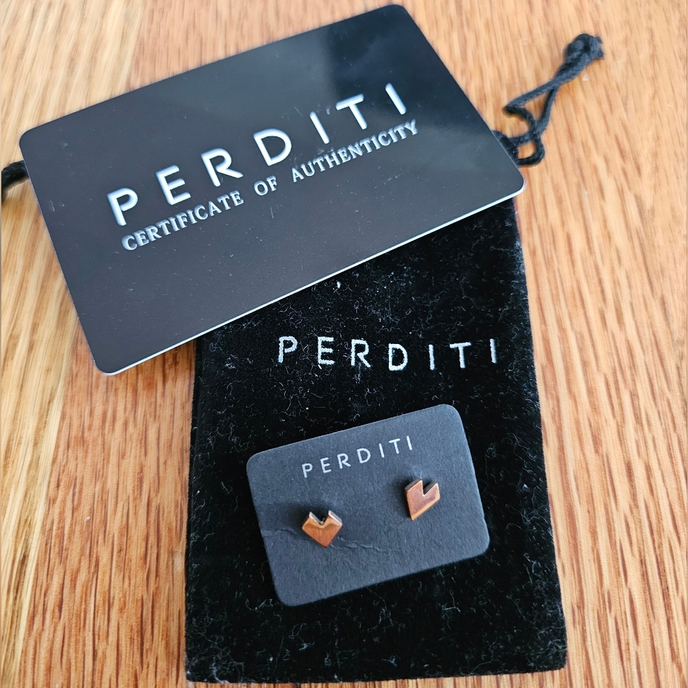 Stud Heart Earrings